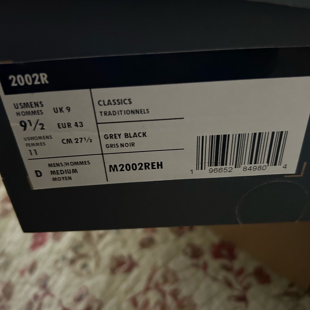 New Balance Grey Black Sneakers